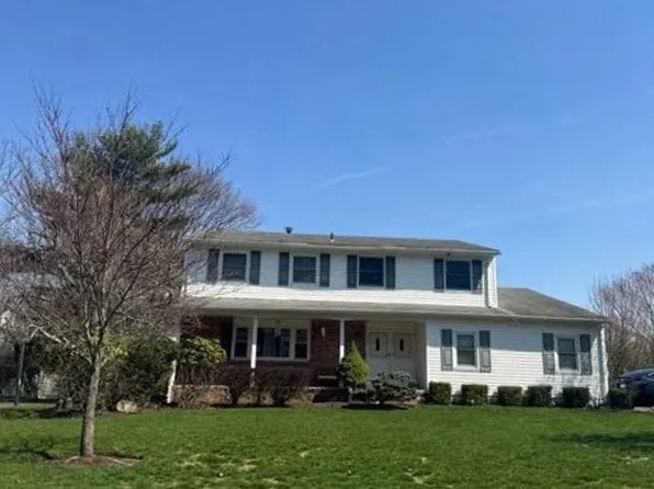 20 Hemptor Rd, New City, NY 10956