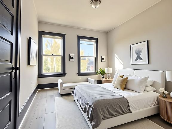 4th image of 18 Blossom St #24B