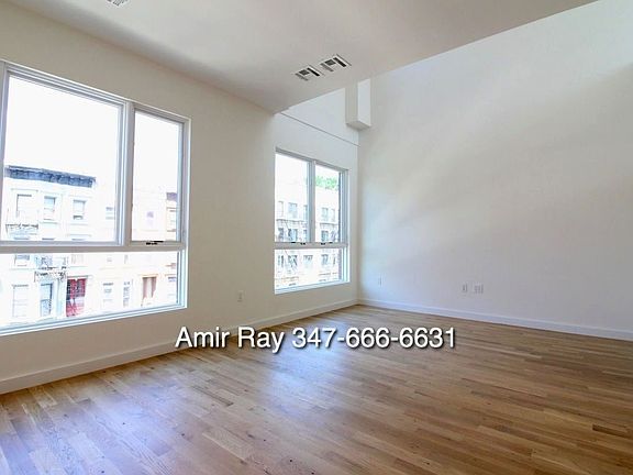 4th image of 108 Jefferson Ave APT 3