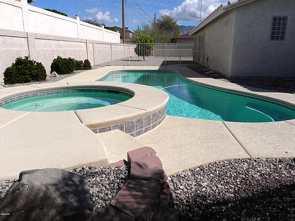 5th image of 3275 Poppy Trail Dr