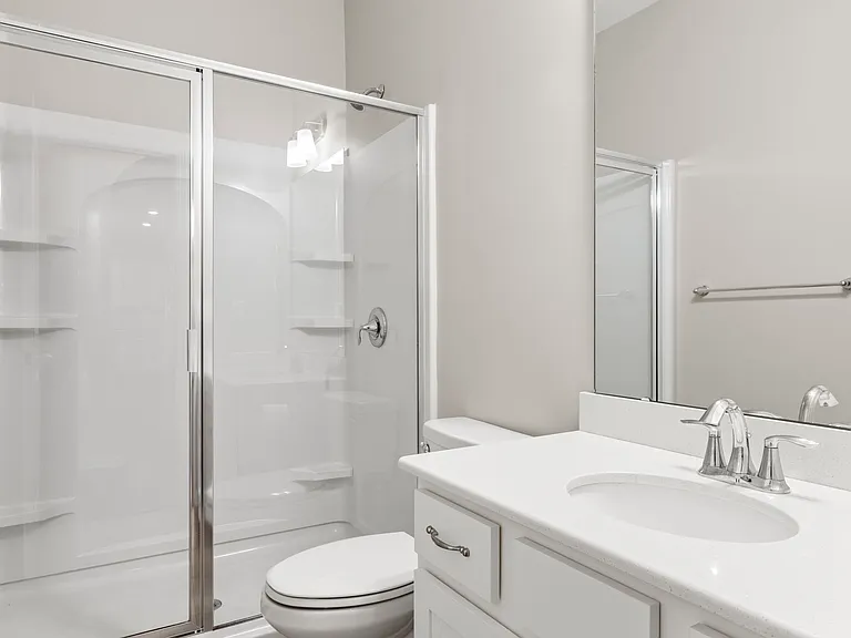 5009 Glenellen Way — Photo 32