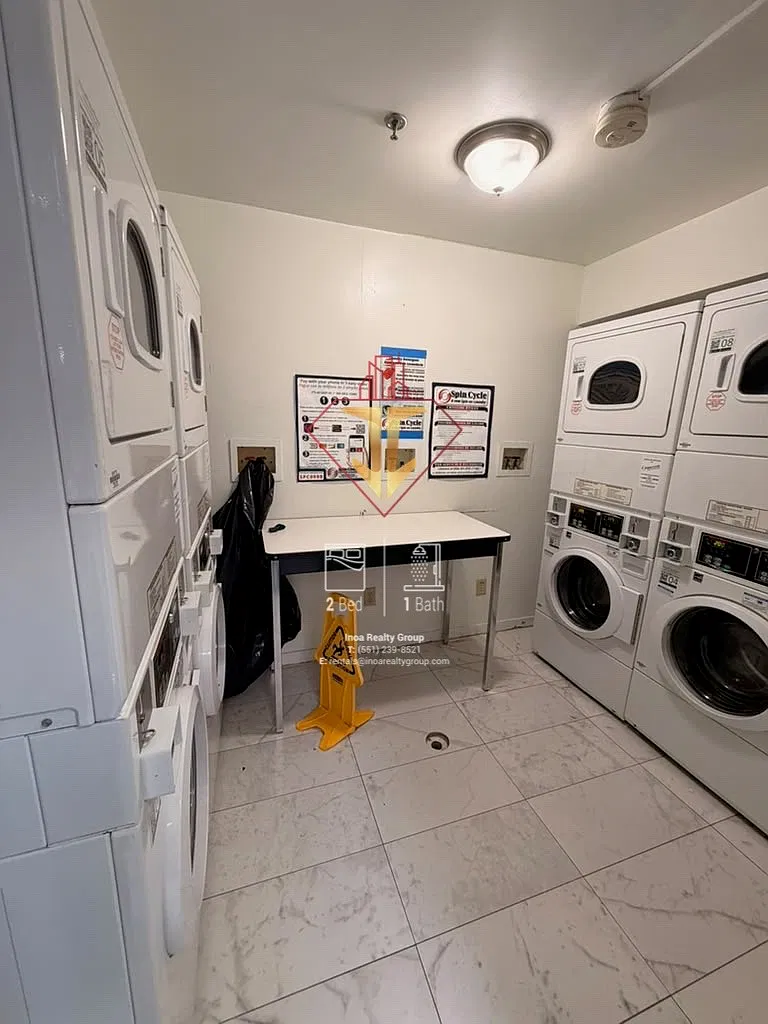 2 bed, 850 sqft, $2,200 — Photo 3