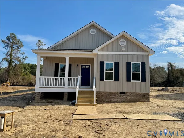 7969 Pennsylvania Ave, West Point, VA 23181