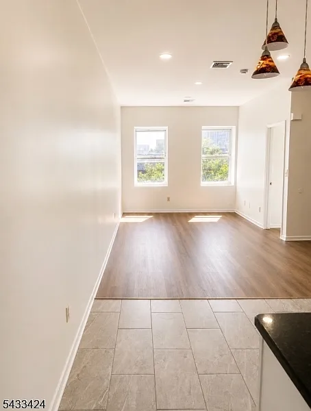 2 bed, 2.0 bath, $2,200 — Photo 3