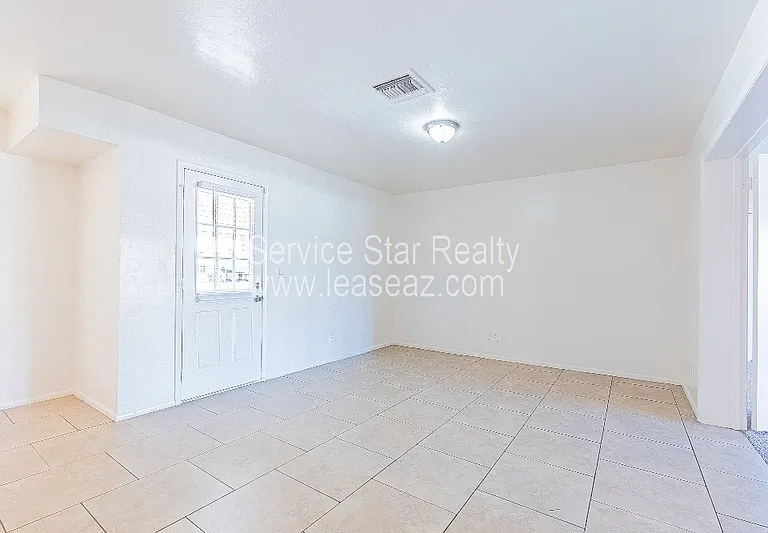 532 W Dublin St — Photo 22