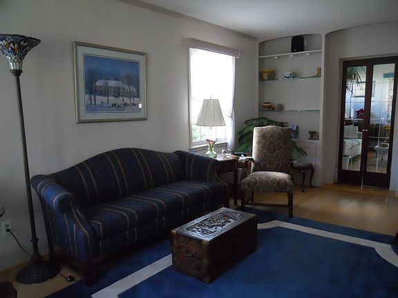 Living Room- 2nd view