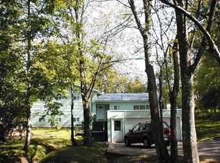 9753 SW Taylor St, Portland, OR 97225