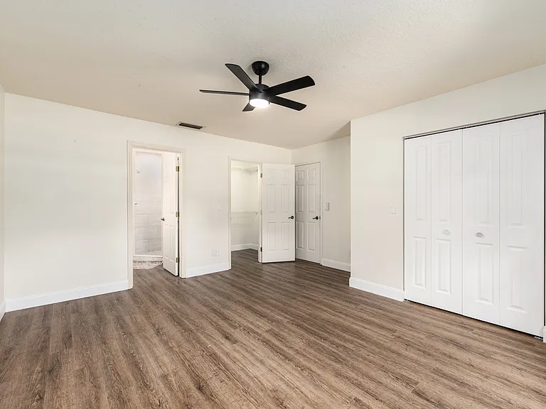 5164 SE 24th St — Photo 38