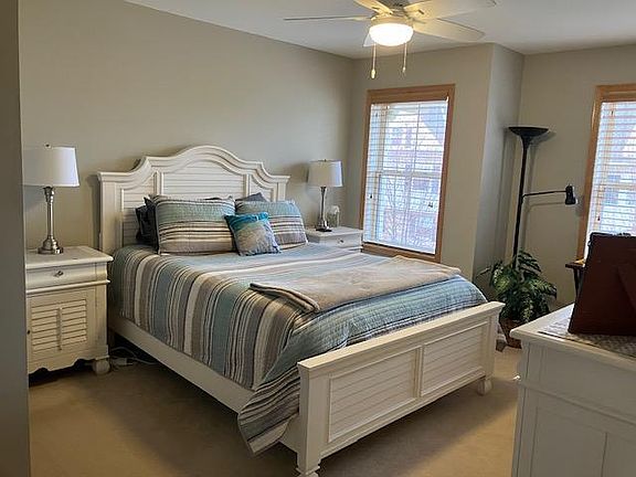 3rd image of 11196 Kinsley St #11196