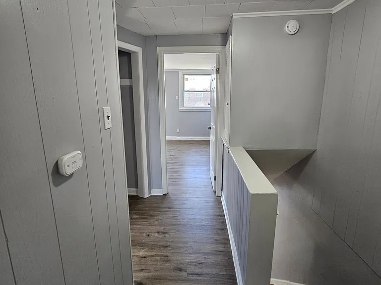 825 McDonald St — Photo 11