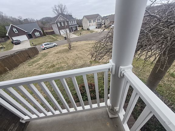 3rd image of 6229 Daniels Branch Ln