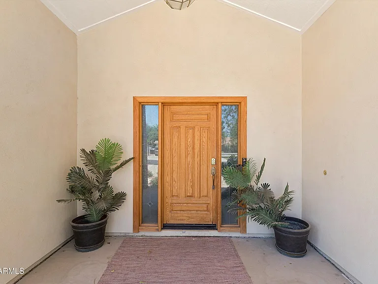 8611 W Foothill Dr — Photo 8