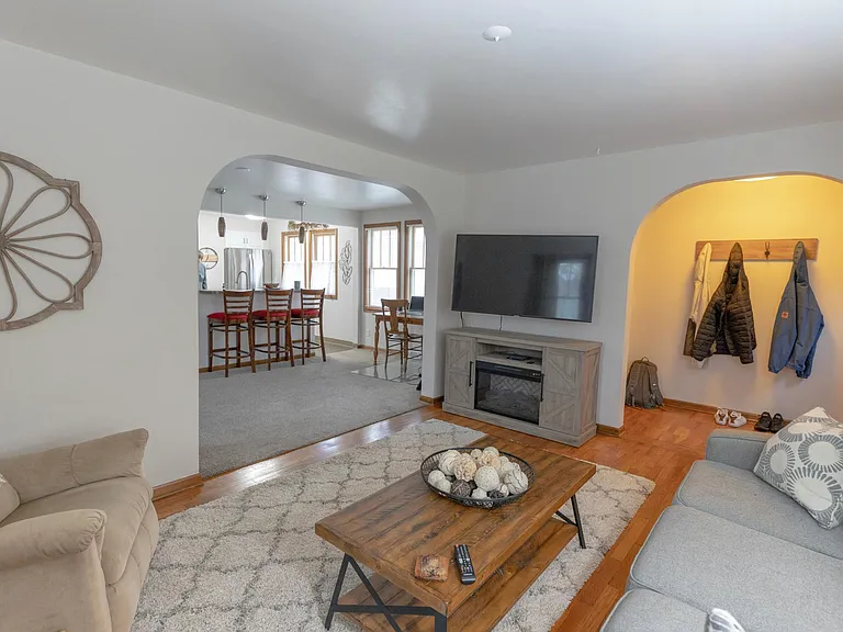 1504 Covell Ave NW — Photo 6