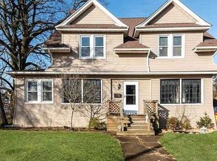 112 Elliott Pl, Freeport, NY 11520
