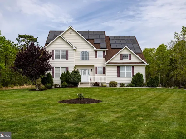 800 Curran Ct, Galloway, NJ 08205