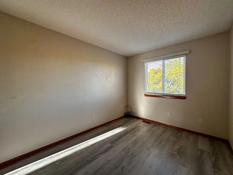 10880 Acadia Pl — Photo 17
