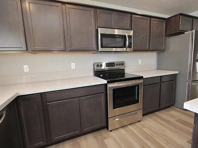 2130 N Morello Ave — Photo 8