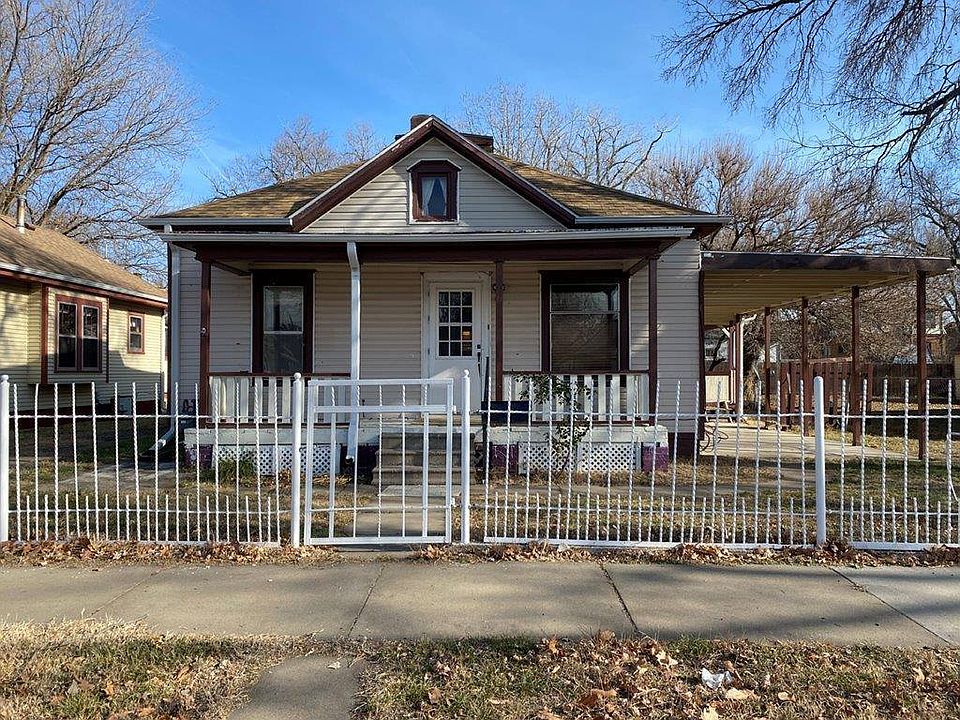 1st image of 241 S 11th St