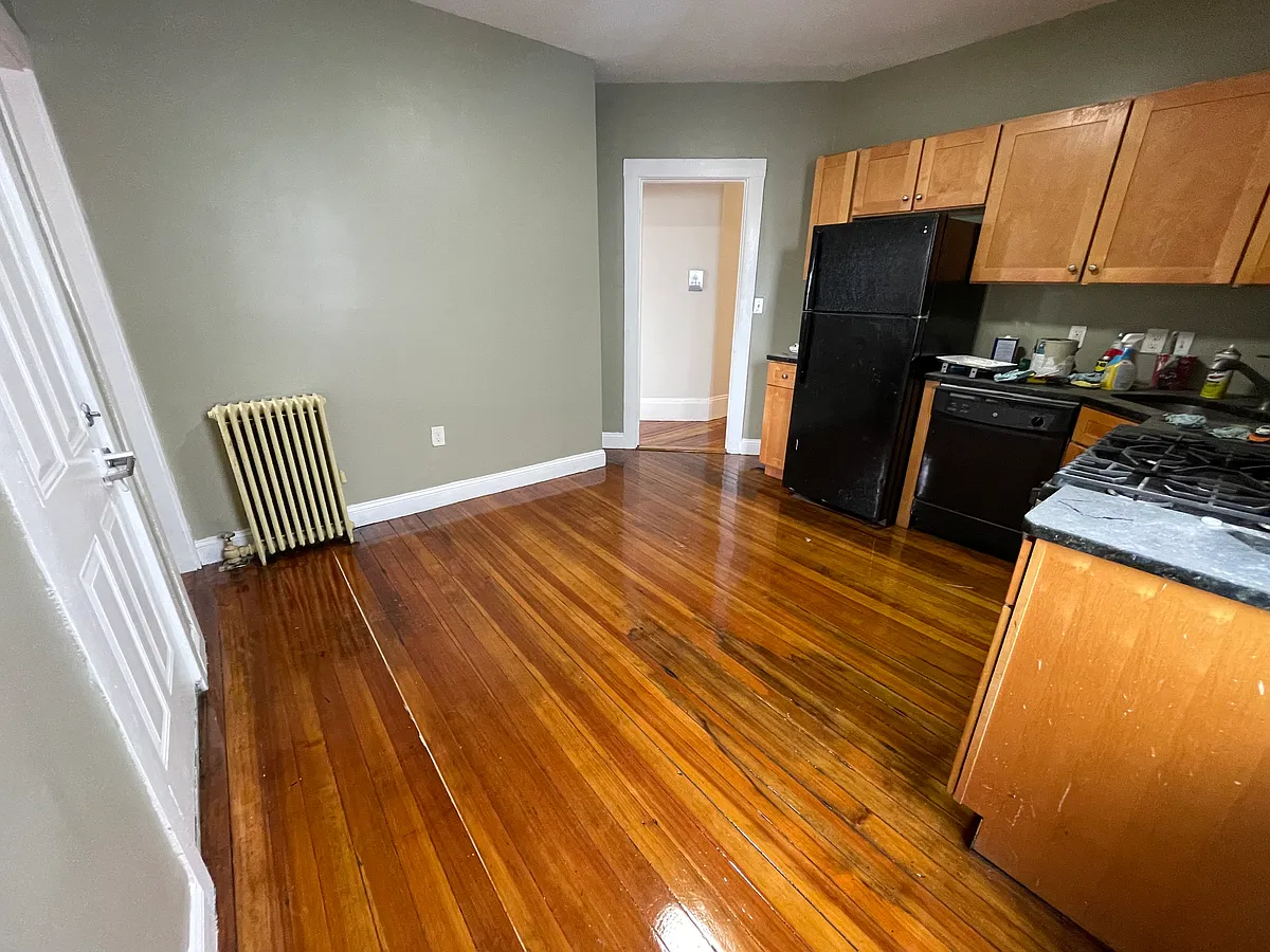 Building Photo - 37 Ridgewood St #2