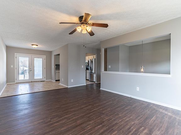 3rd image of 4793 Augustus Ct