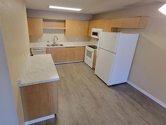 3rd image of 2094 Mesquite Ave Unit 105