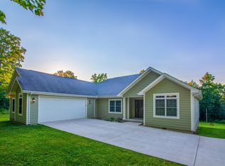 14 Hollaran Ln, Crossville, TN 38572
