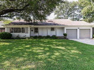 3974 Highgrove Dr, Dallas, TX 75220