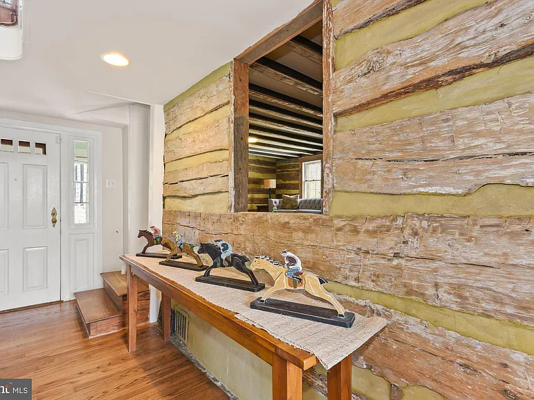 326 Walker Rd — Photo 24