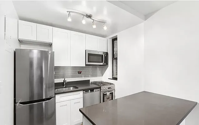 Rented by Living New York | media 2