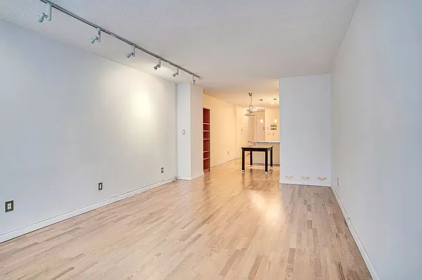 Rented by Oxford Property Group | media 17