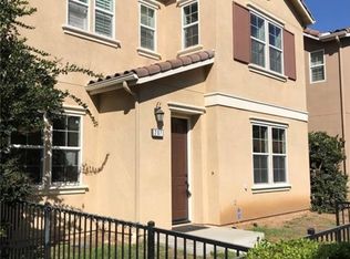 207 Tiger Ln, Placentia, CA 92870