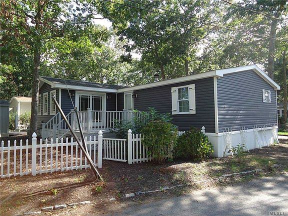 2nd image of 229-109 W Montauk Hwy