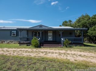 18 Comanche Trl, Boerne, TX 78006