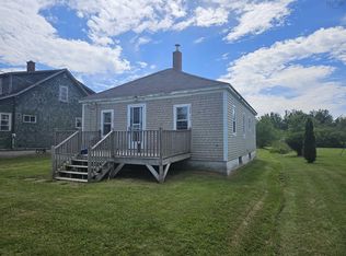 29 Cowan St, Springhill, NS B0M 1X0
