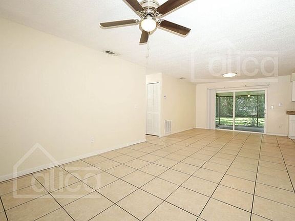 4th image of 140 Hazel Blvd