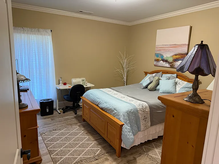6 Charlton St NW #2 — Photo 9