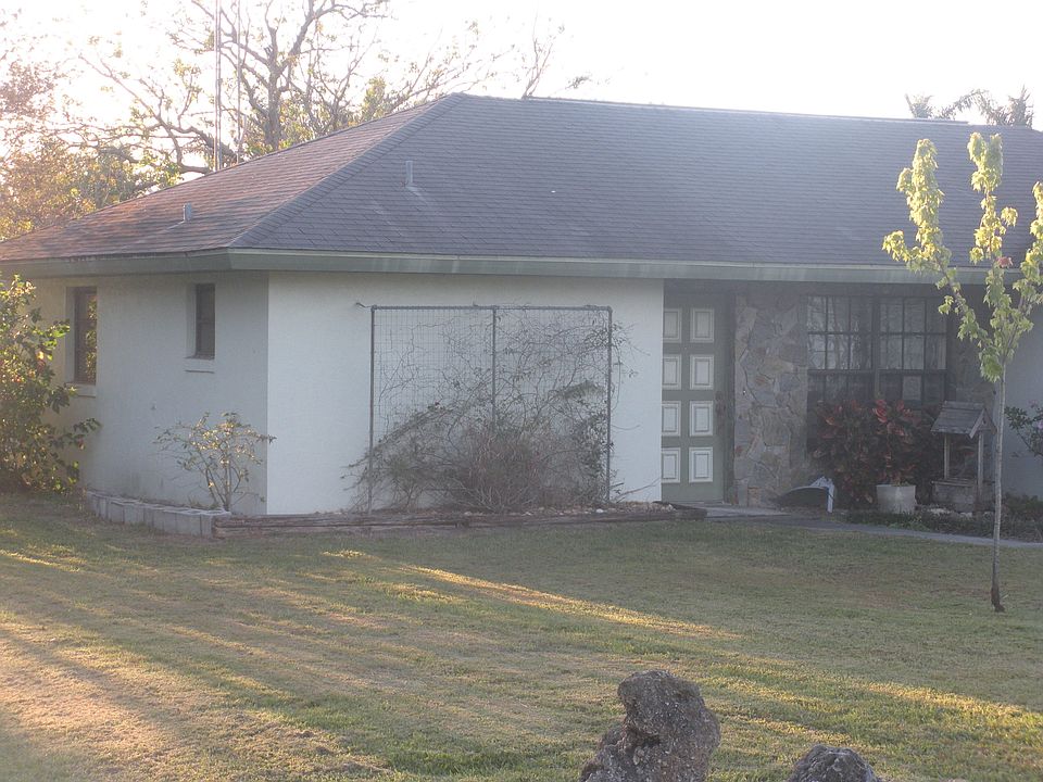 side view of hse front