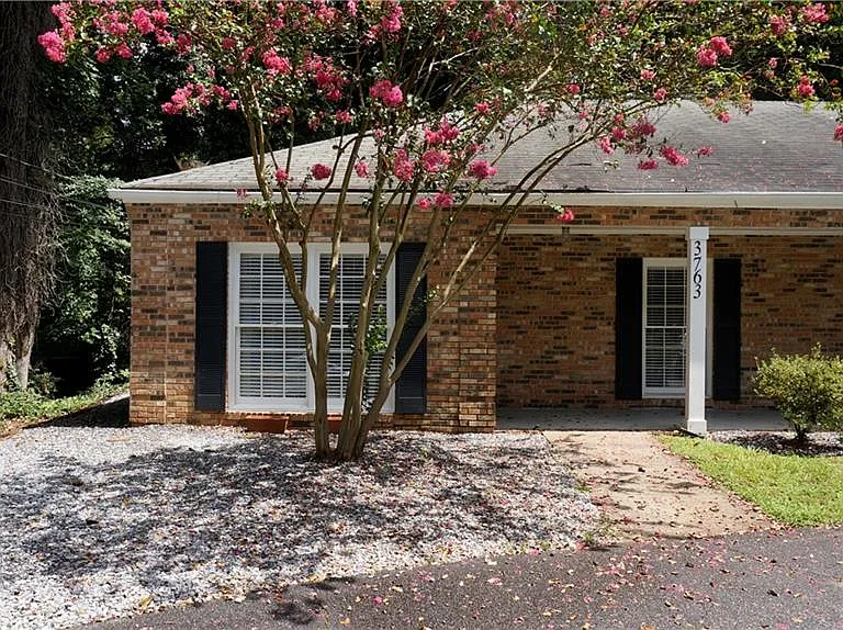 3763 Ashford Dunwoody Rd — Photo 2