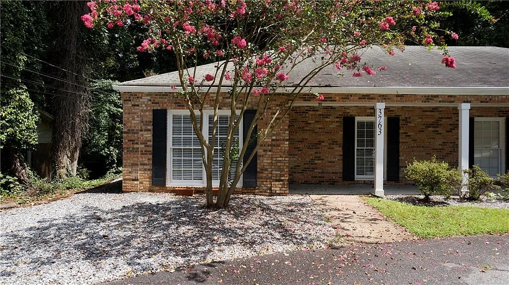 Building Photo - 3763 Ashford Dunwoody Rd