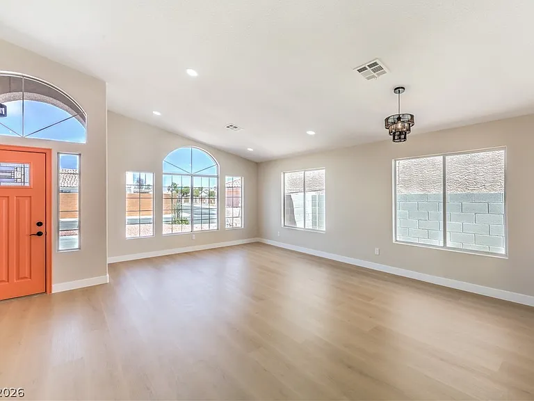 8305 Windrush Ave — Photo 6