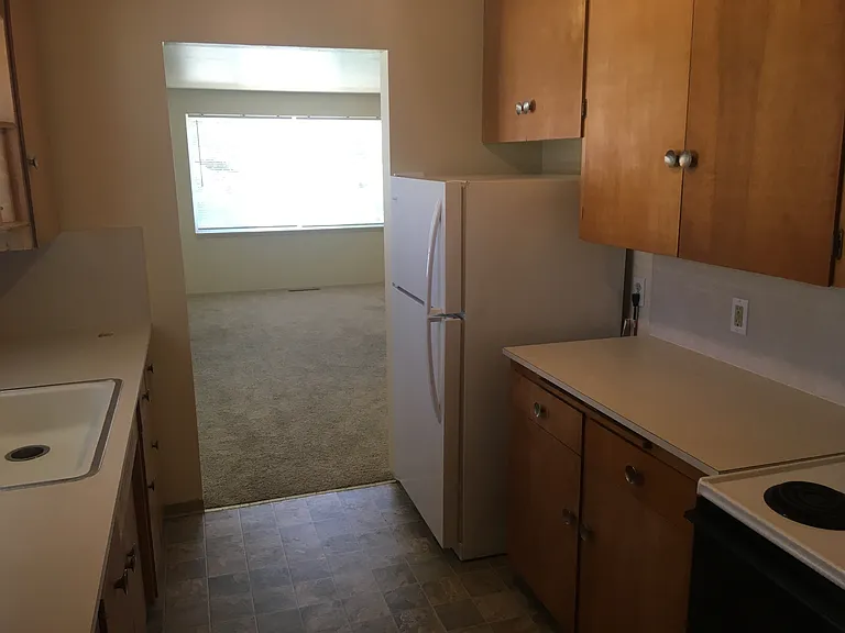 4131 35th Ave SW — Photo 9