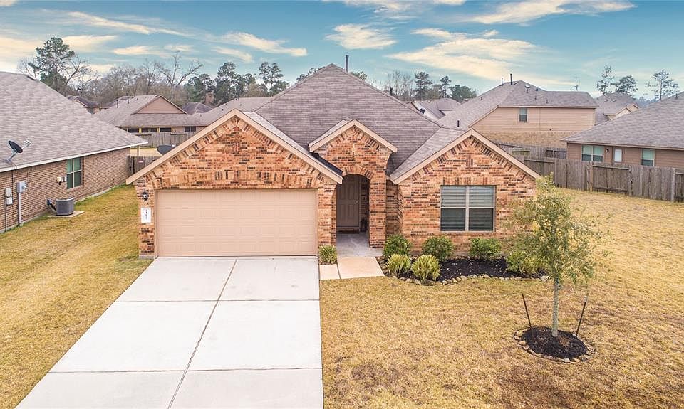 1st image of 21627 Cavallo Ln