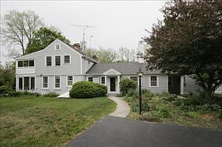 5th image of 10509 Miller Dr