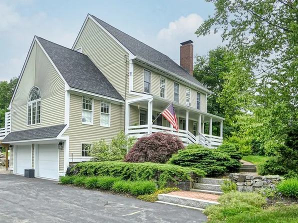 1 Daniels Way, Falmouth, ME 04105