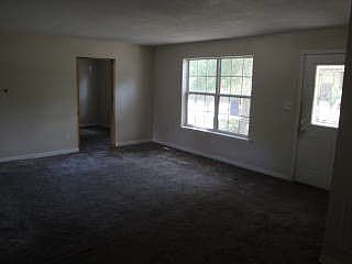 2nd image of 705 Mill St