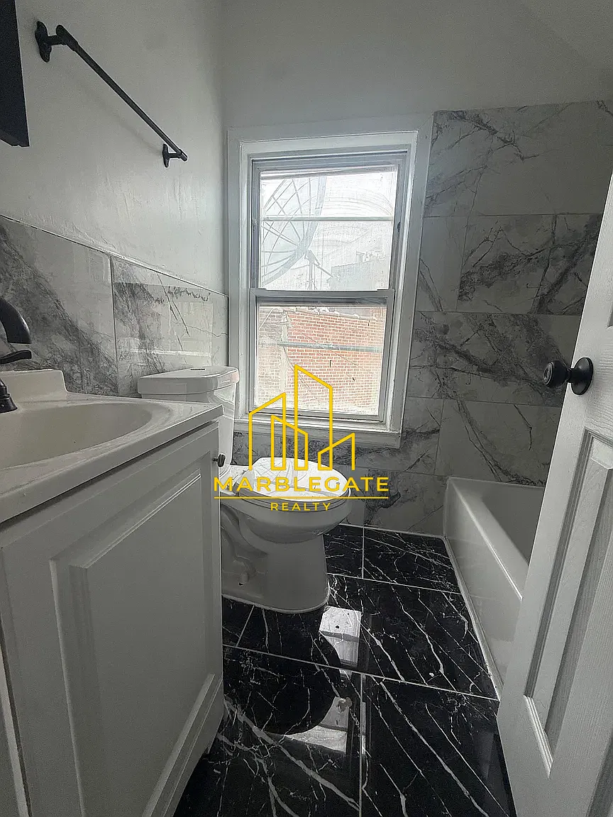 2 bed, 850 sqft, $1,700 — Photo 4
