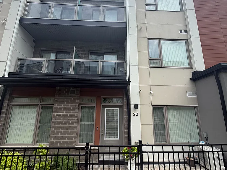 50 Orchid Place Dr #22 — Photo 2