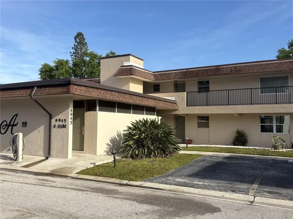 9945 47th Ave N APT 205, Saint Petersburg, FL 33708
