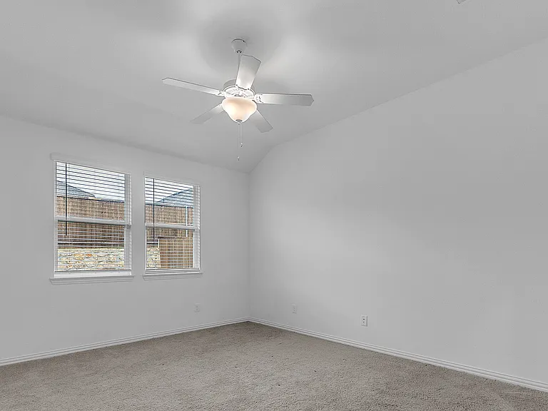 2136 Sunnymede Dr — Photo 14