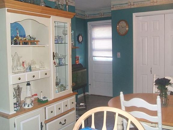 dining room w/ side door